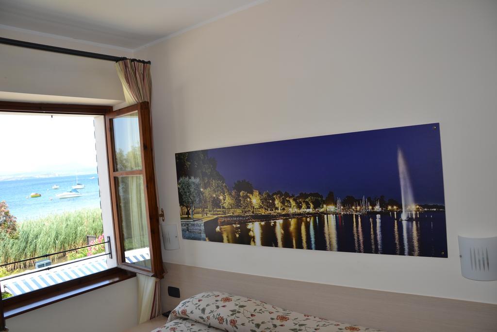 Locanda Le Palafitte Bardolino Habitación foto
